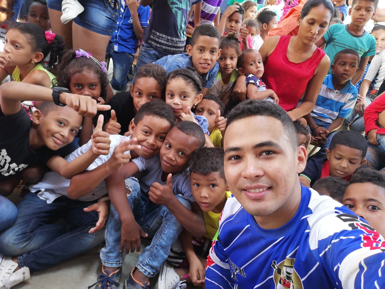 TODOS A ESTUDIAR CON EL CLUB GIXXER CARTAGENA